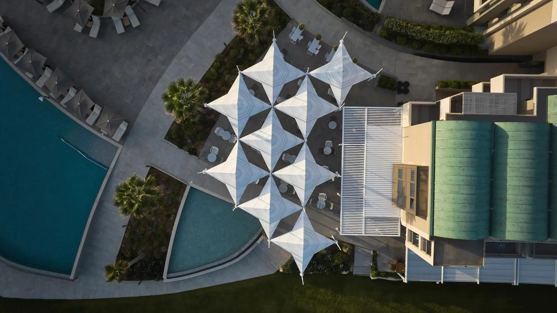 Amira Luxury Resort & Spa - Adults Only Adelianos Kampos