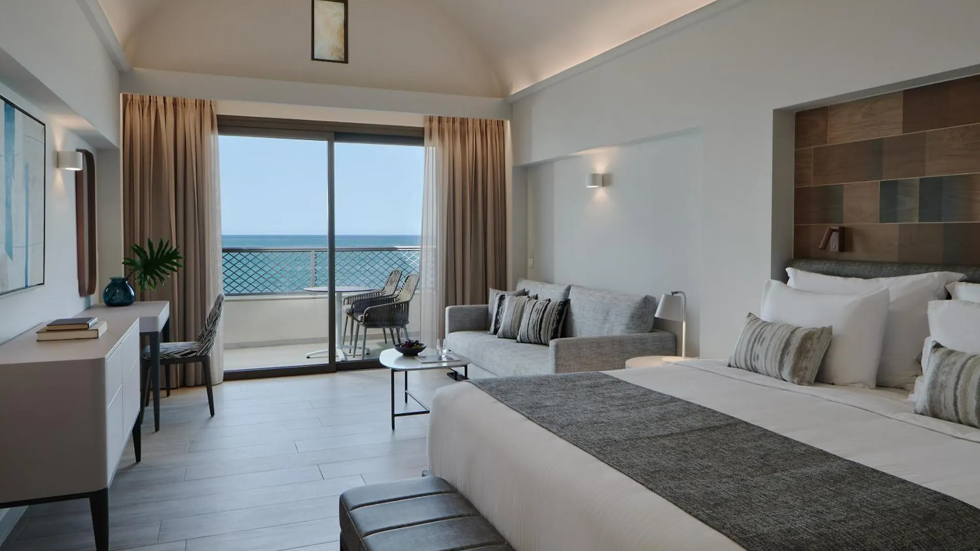 Amira Luxury Resort & Spa - Adults Only Adelianos Kampos