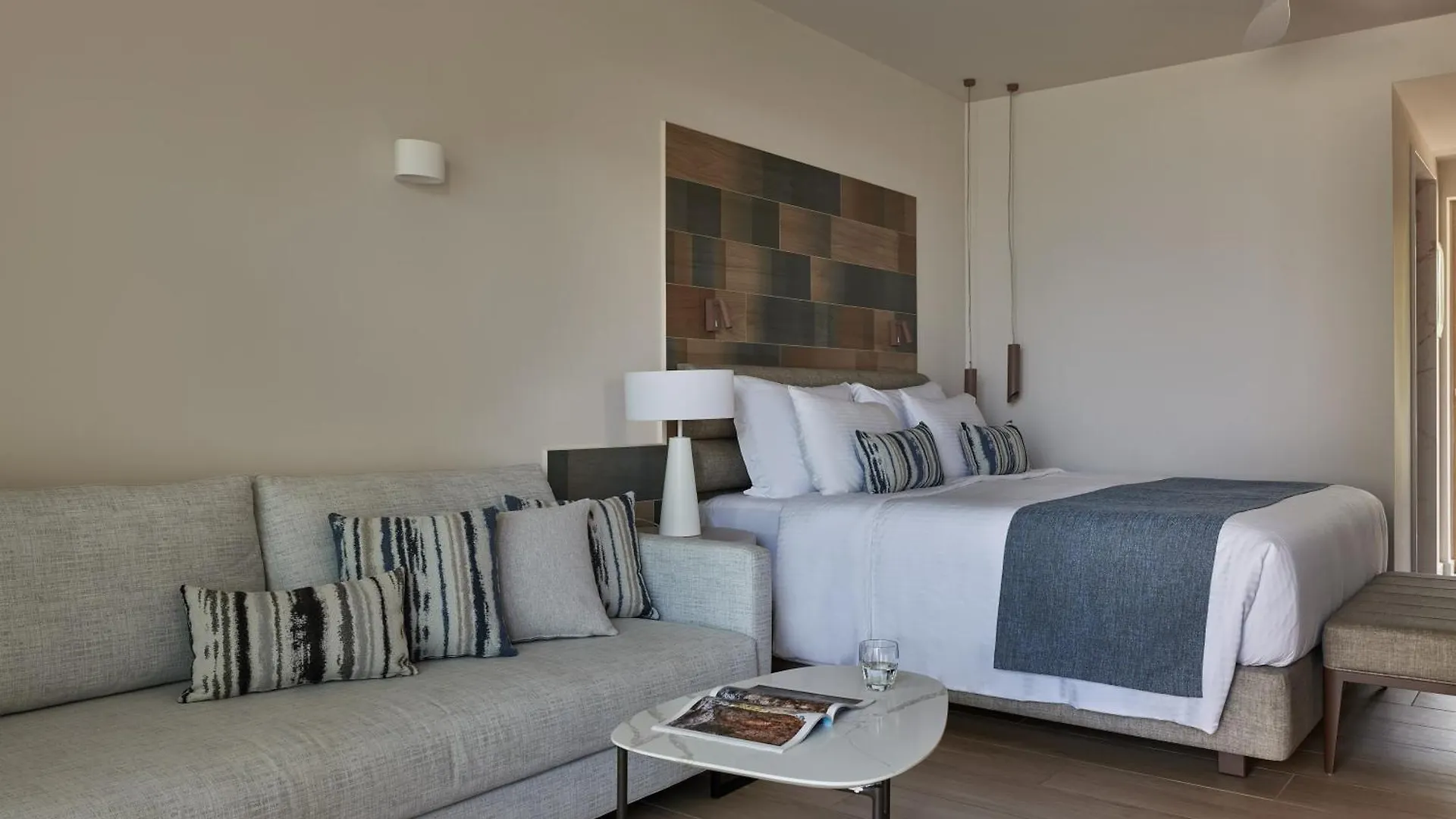 Amira Luxury Resort & Spa - Adults Only Adelianos Kampos